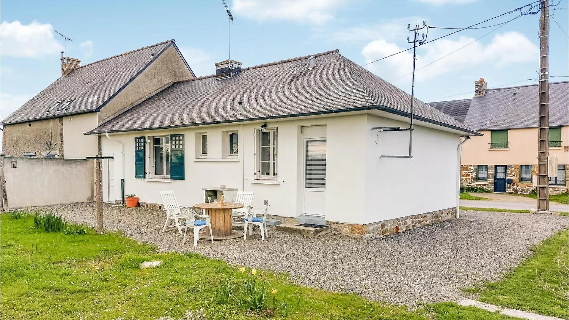 Tatil Evi 2 Bedroom Cozy Home In Hirel